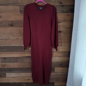 LULU'S Long Sleeve Long Sweater Dress with Cuffs and small Slide Slits SZ Small